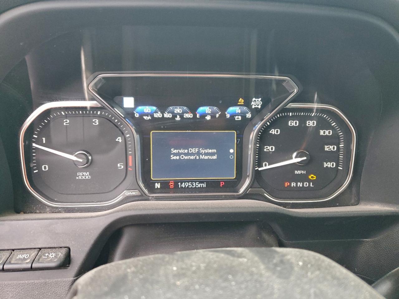 GMC Sierra K2500 At4 Image 7