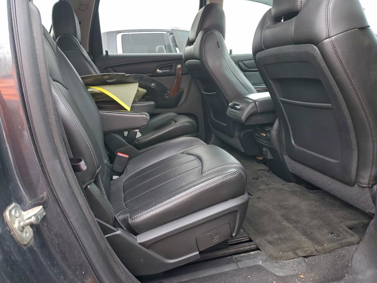 Chevrolet Traverse Ltz Image 12