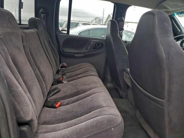 Dodge Dakota Quad Image 12