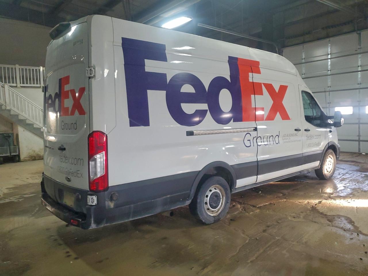 Ford Transit T-350 Image 10