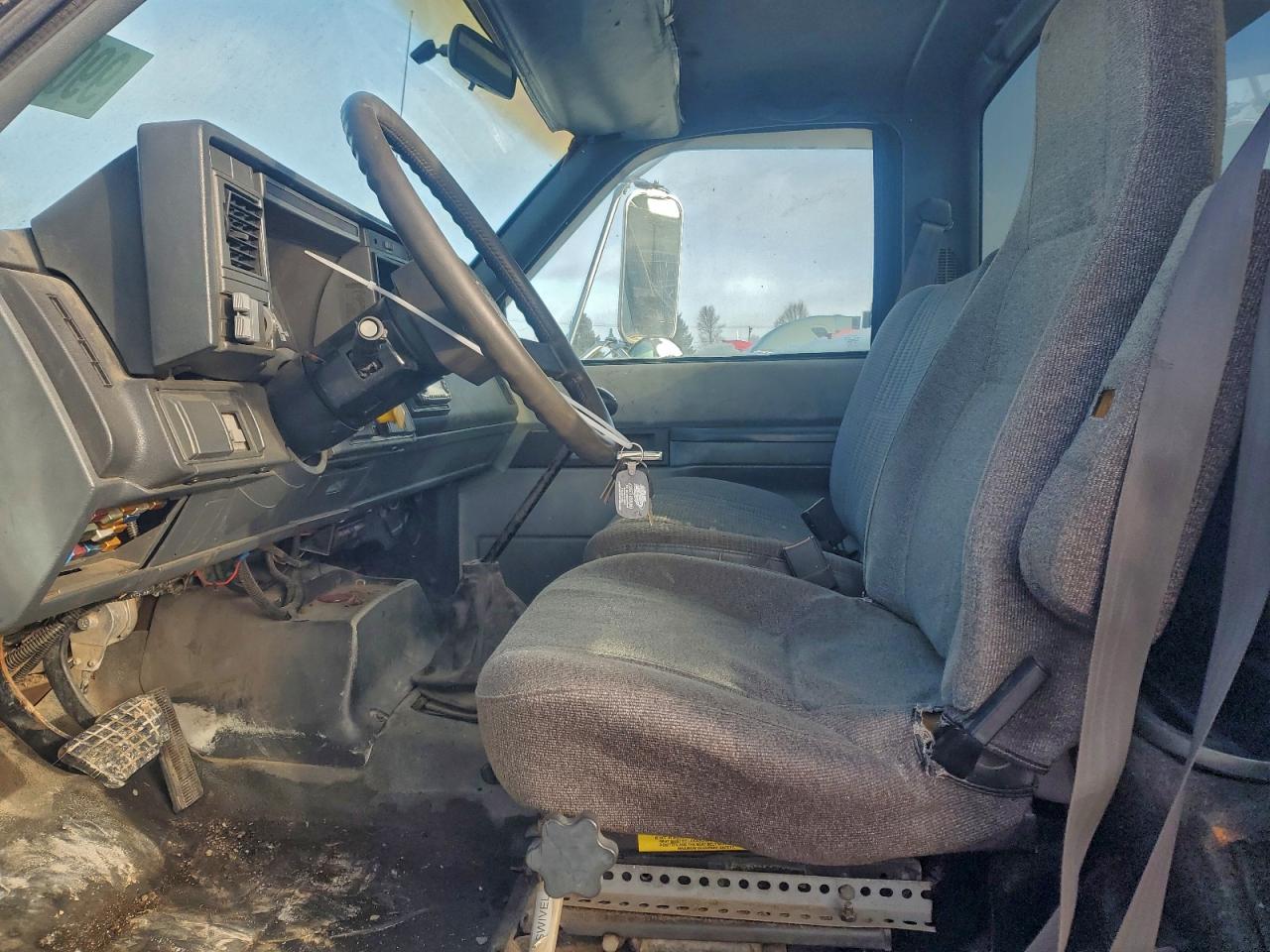 Chevrolet Ck Series C6h042 Image 2