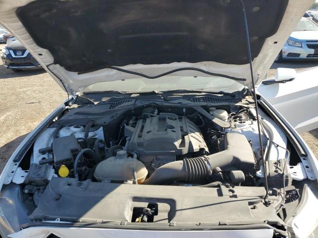 Ford Mustang Image 7