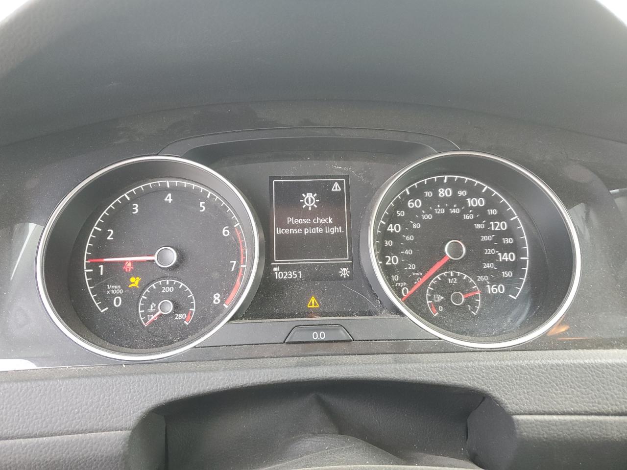 Volkswagen Golf Image 9