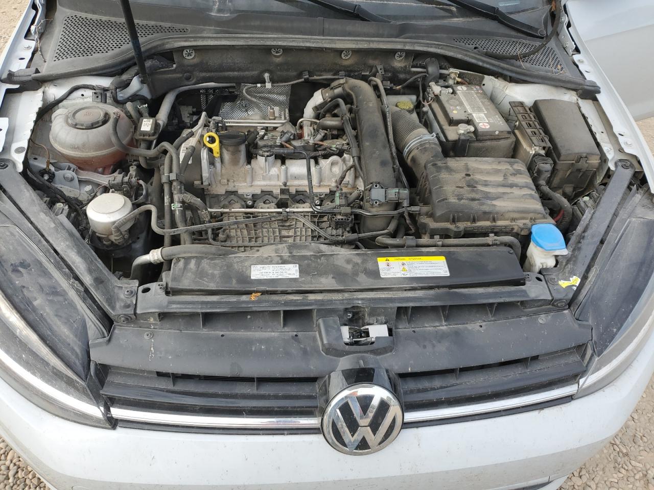 Volkswagen Golf Image 6