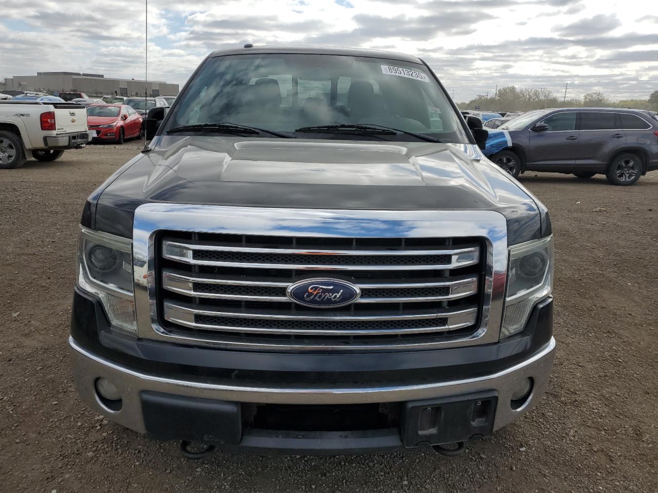 Ford F-150 Supercrew Image 6