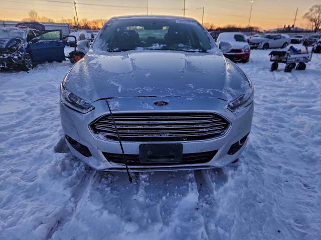 Ford Fusion Se Image 6