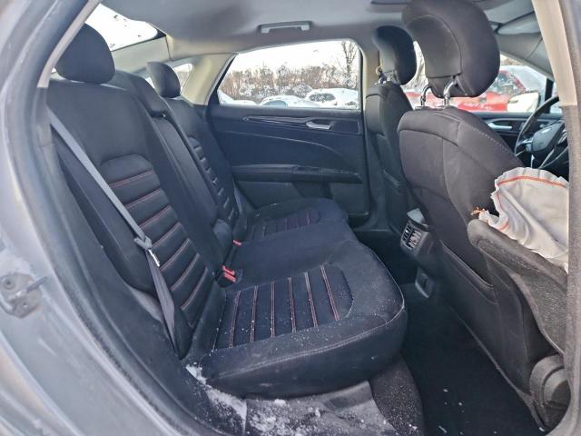 Ford Fusion Se Image 8