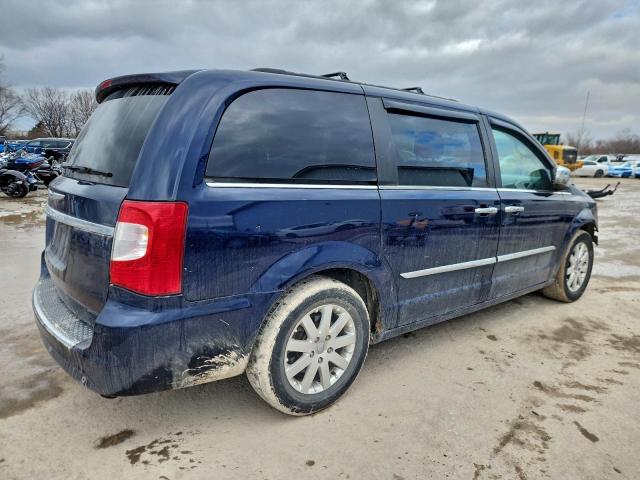 Chrysler Minivan Touring L Image 3