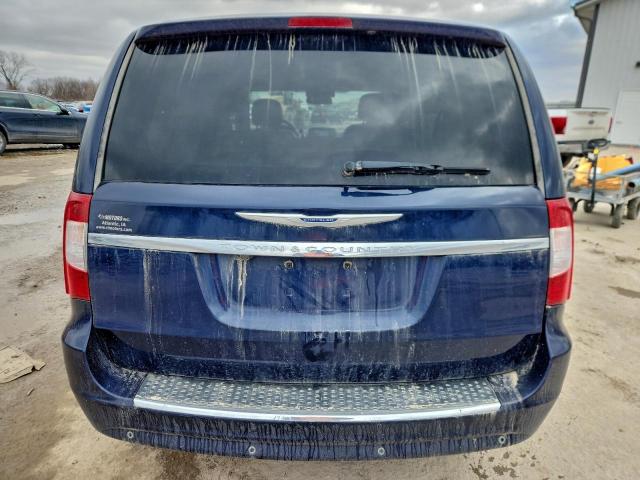 Chrysler Minivan Touring L Image 5