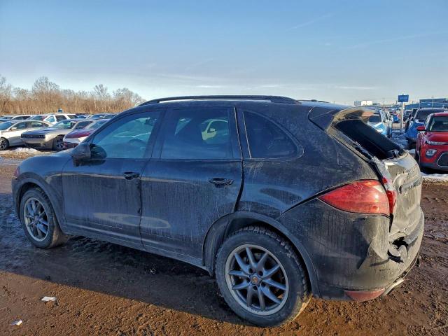 Porsche Cayenne S Image 5