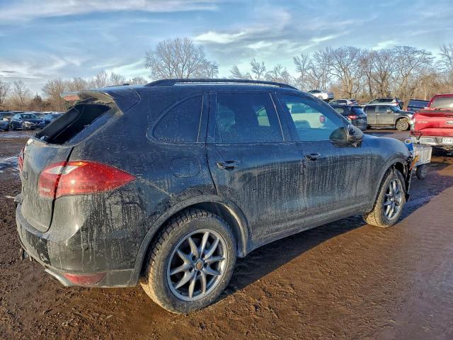 Porsche Cayenne S Image 2