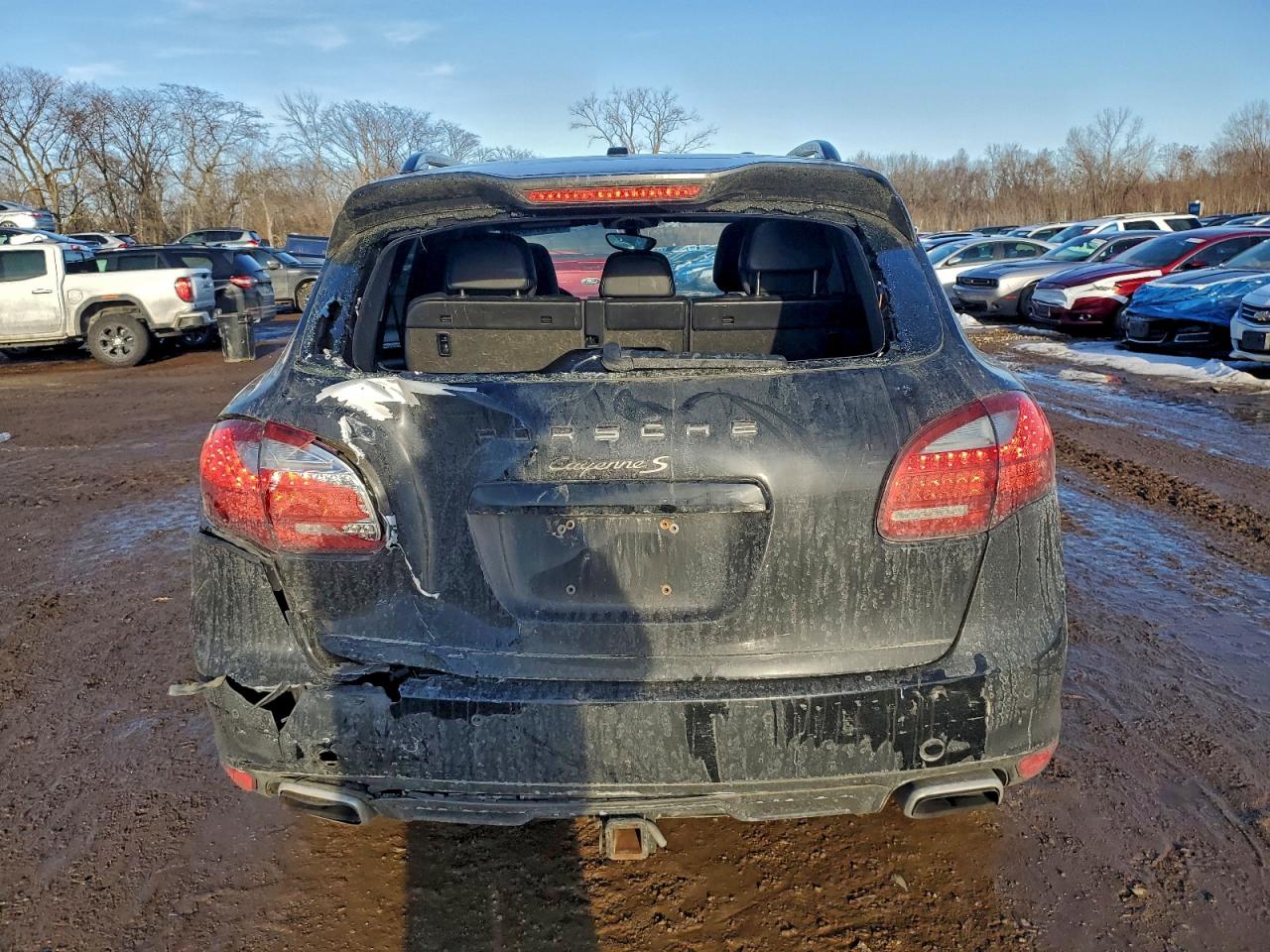 Porsche Cayenne S Image 11