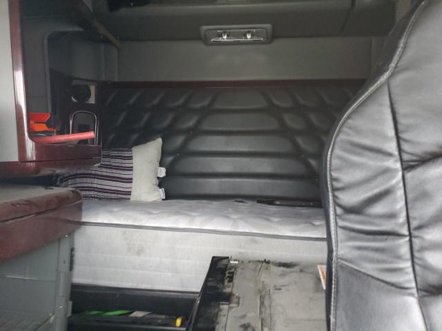 Freightliner Coronado Coronado 132 Image 3