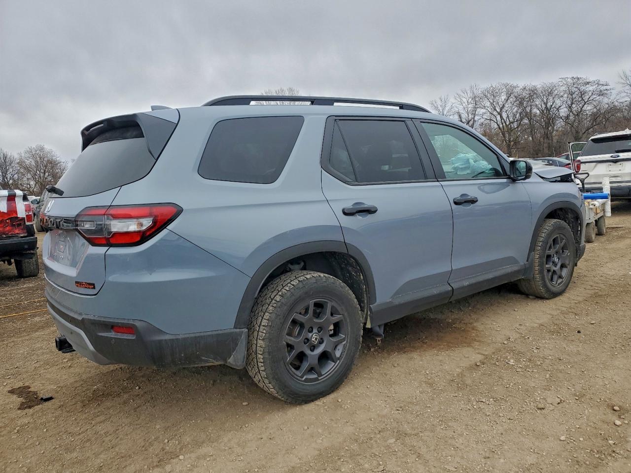 Honda Pilot Trailsport Image 3