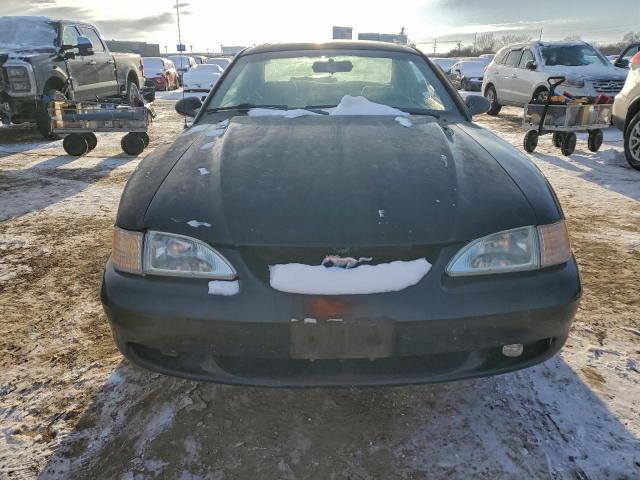 Ford Mustang Image 2