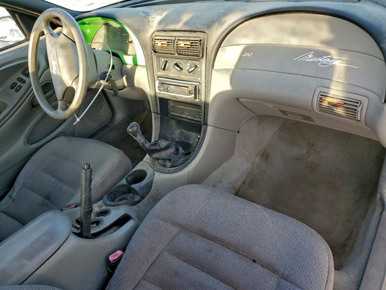 Ford Mustang Image 5