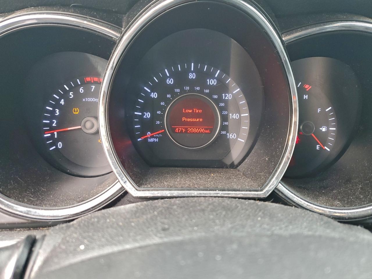 Kia Optima Lx Image 8