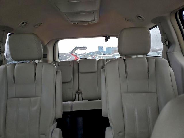 Chrysler Minivan Touring L Image 12