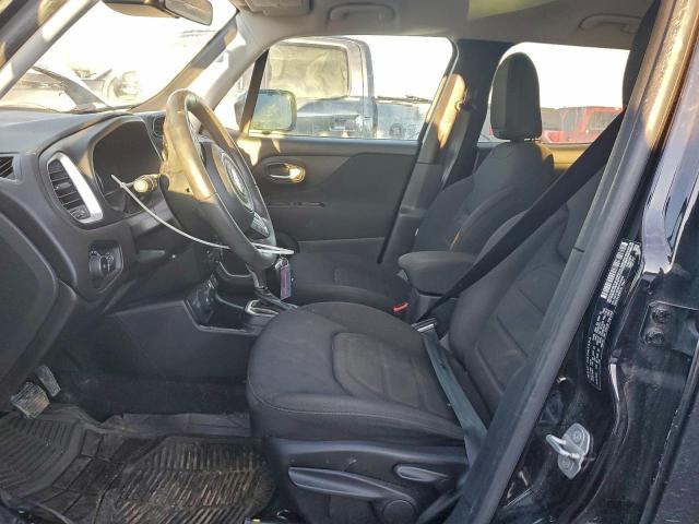 Jeep Renegade Latitude Image 2