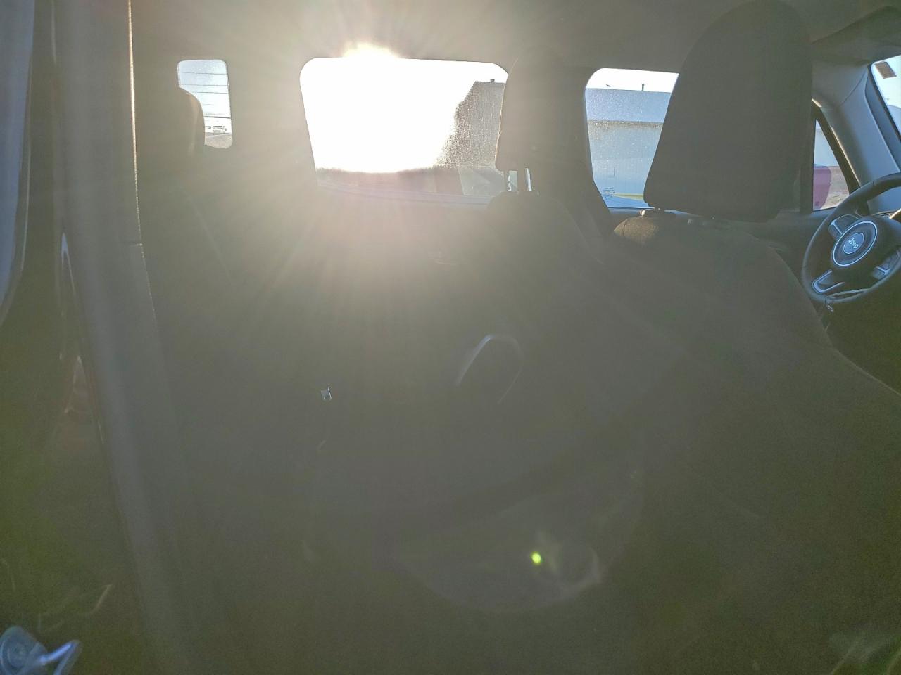 Jeep Renegade Latitude Image 6