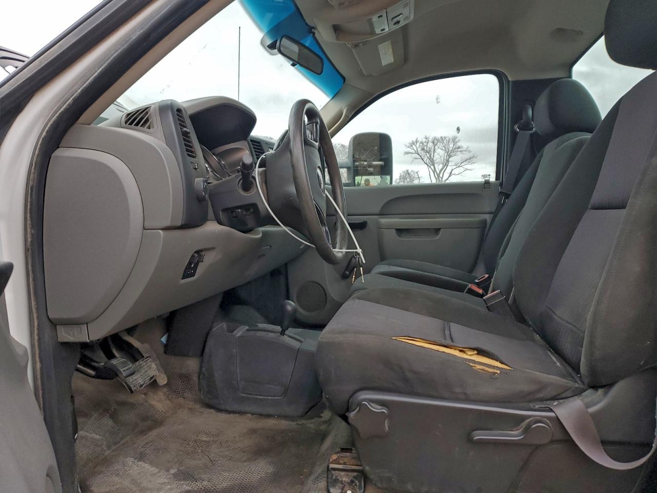 GMC Sierra K2500 Heavy Duty Image 8