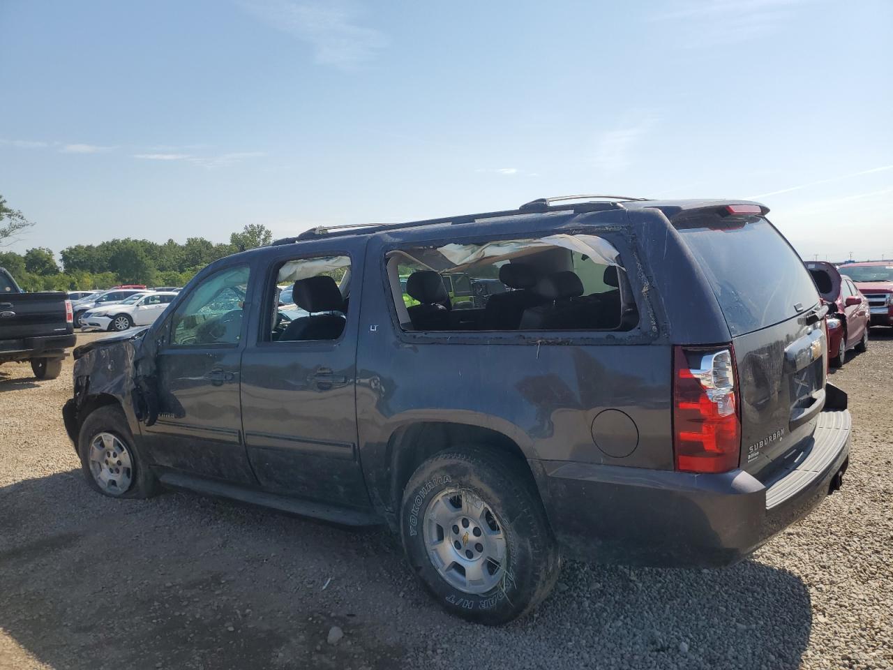 Chevrolet Suburban K1500 Lt Image 2