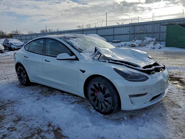 Tesla Model 3 Image 4