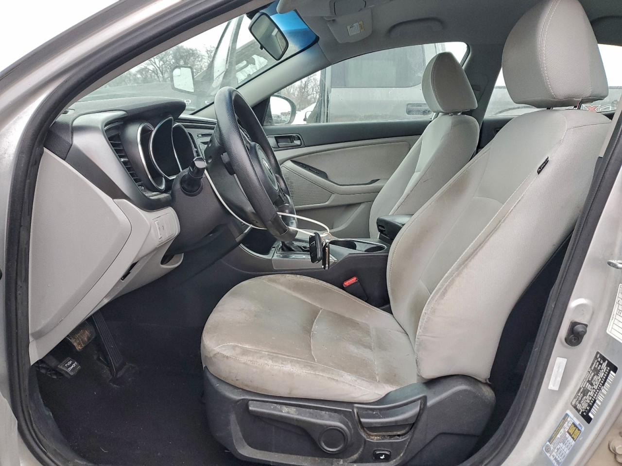 Kia Optima Lx Image 8