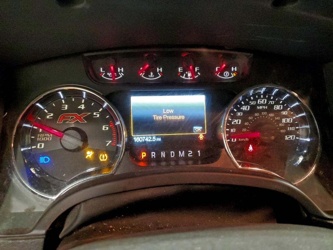 Ford F-150 Super Cab Image 6