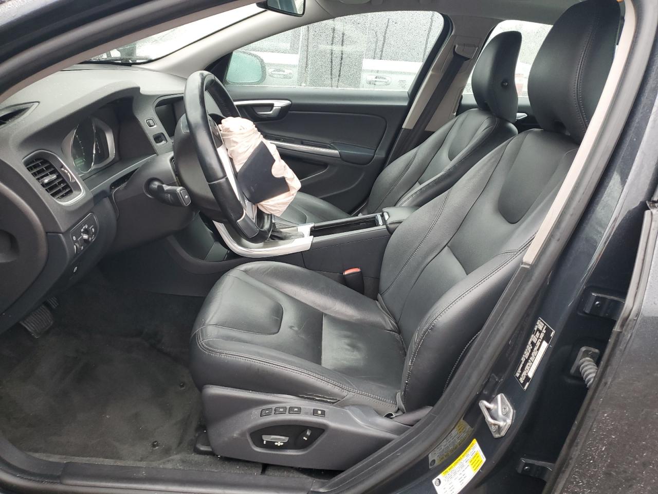 Volvo S60 Premier Image 4