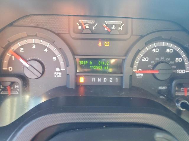 Ford Econoline E350 Super Duty Wagon Image 10