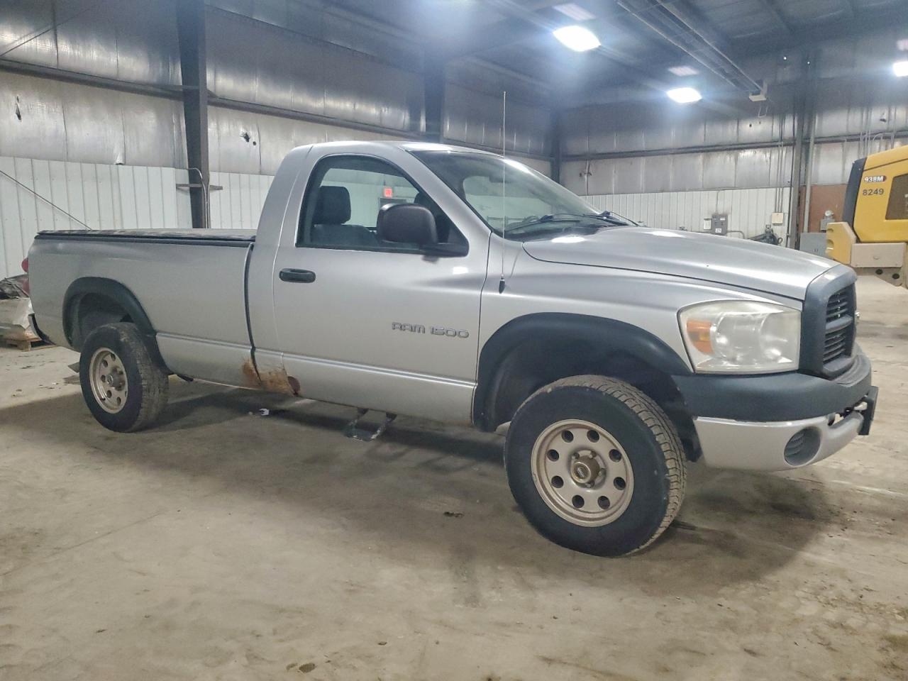 Dodge Ram 1500 St Image 4