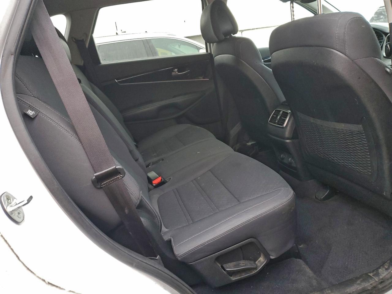 Kia Sorento Lx Image 9