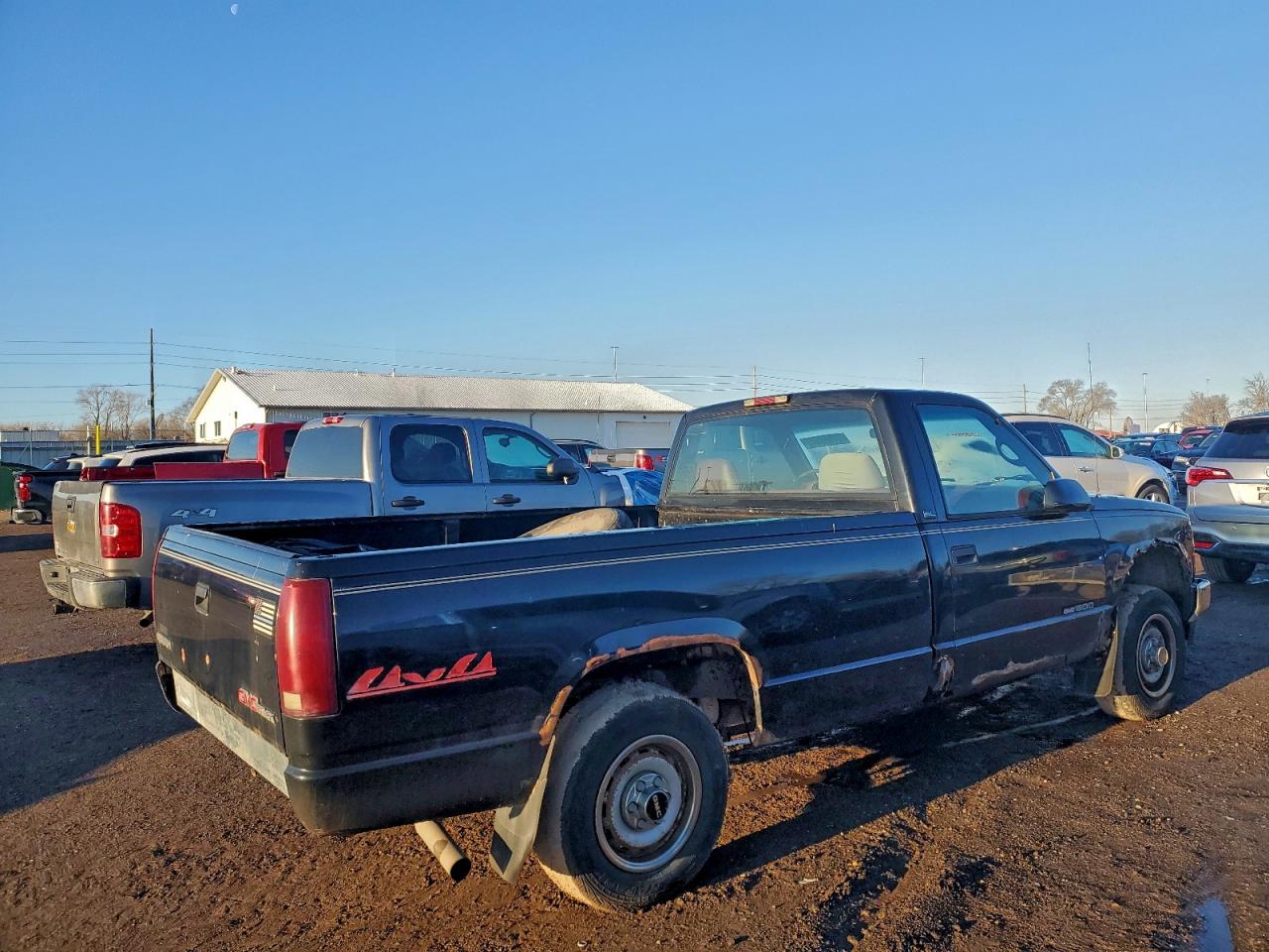 GMC Sierra K1500 Image 8