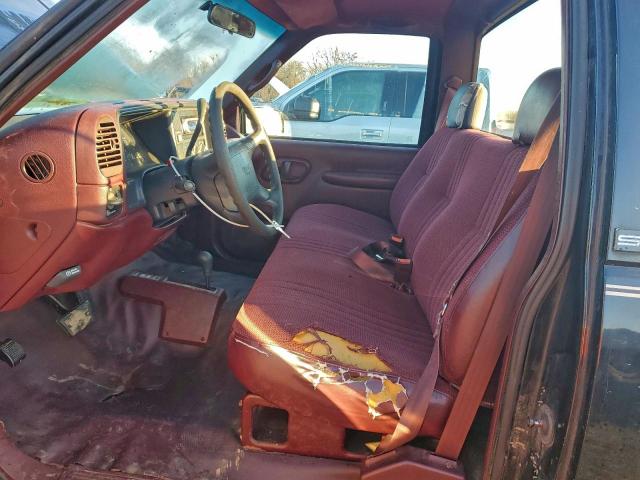 GMC Sierra K1500 Image 12