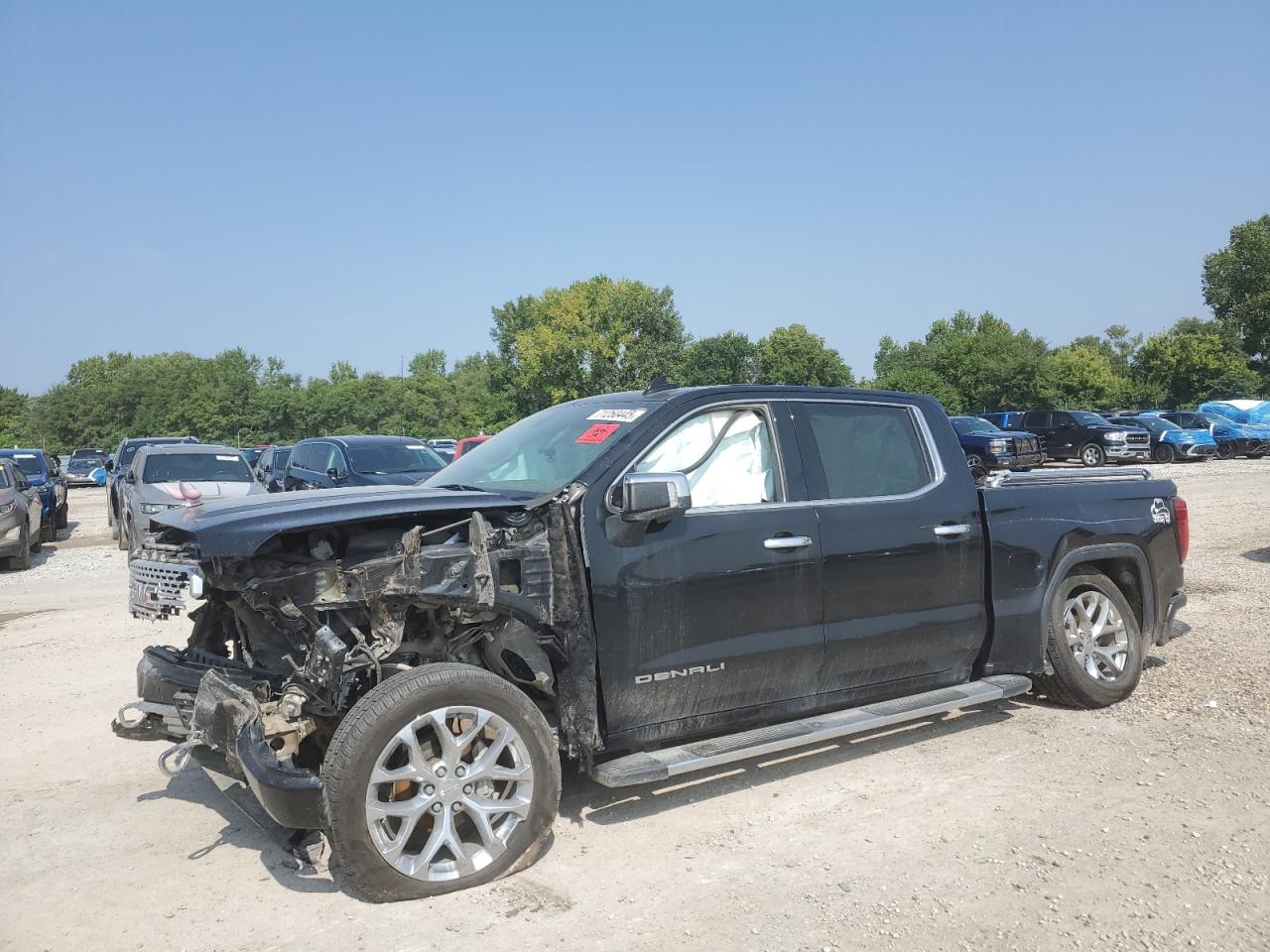 GMC Sierra K1500 Denali Image 1