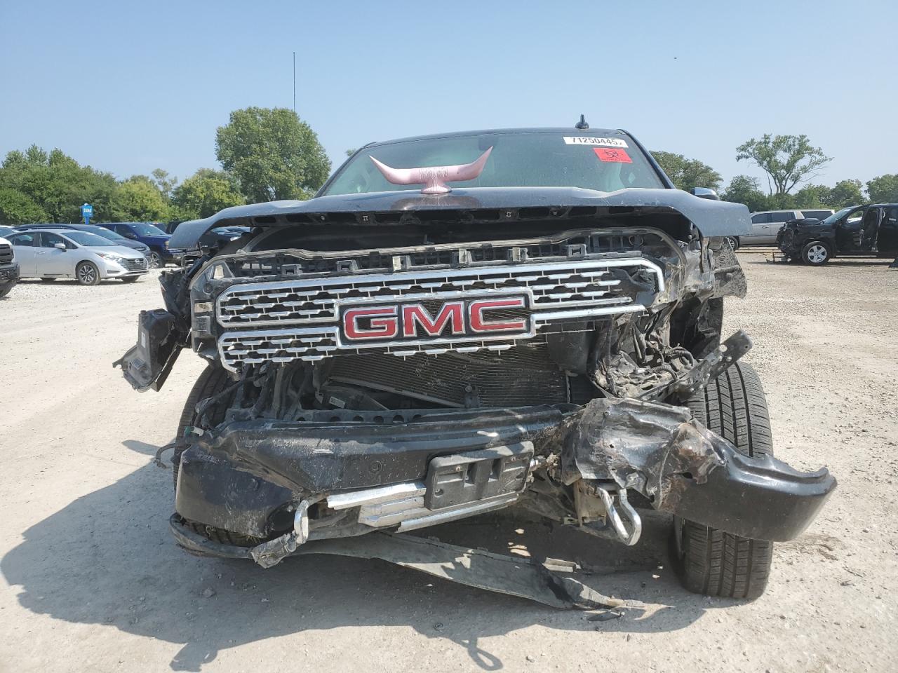 GMC Sierra K1500 Denali Image 5