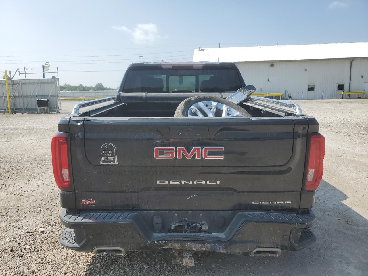 GMC Sierra K1500 Denali Image 9