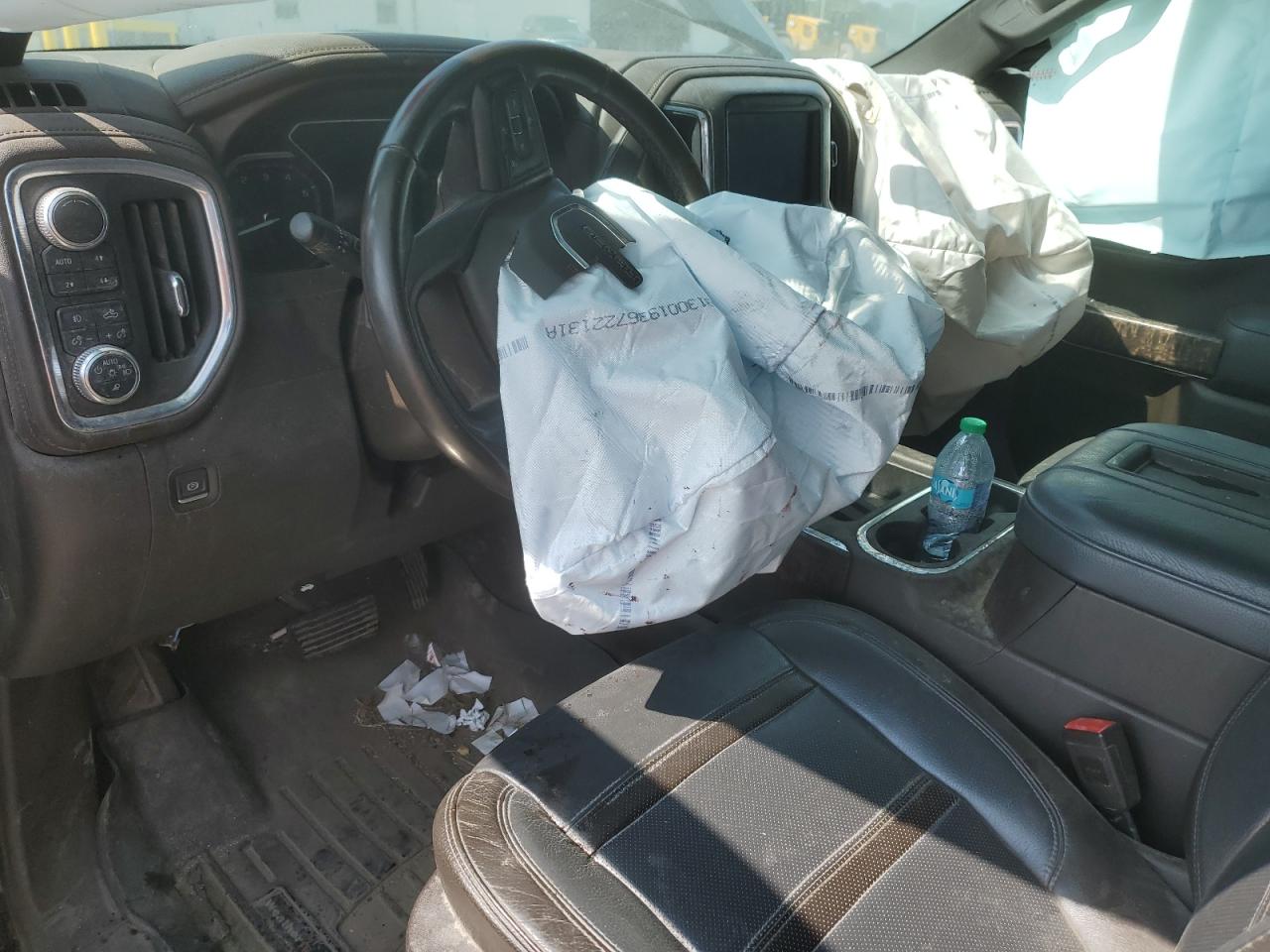 GMC Sierra K1500 Denali Image 6