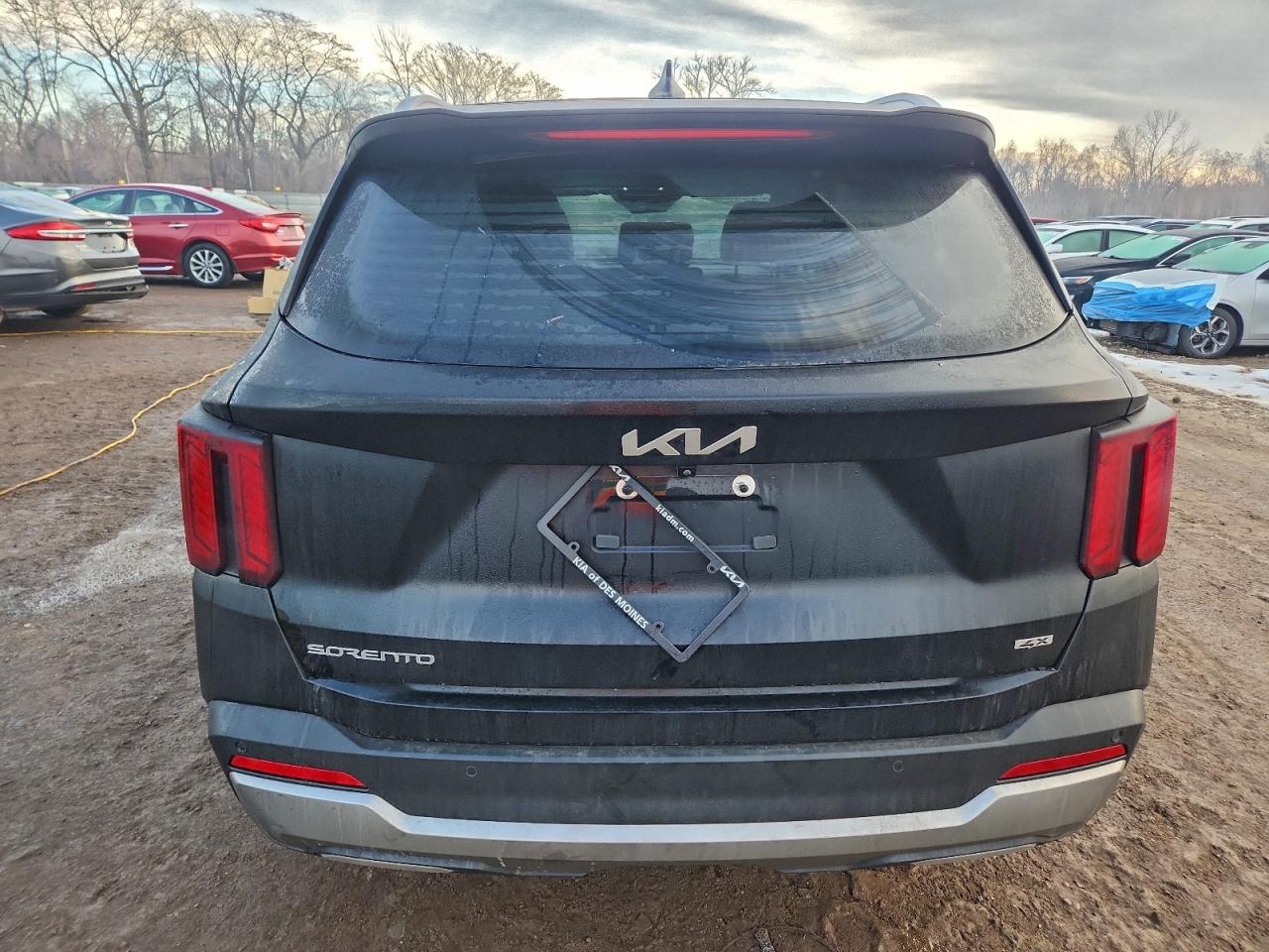 Kia Sorento S Image 3