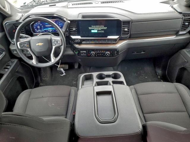 Chevrolet Silverado C1500 Lt Image 3