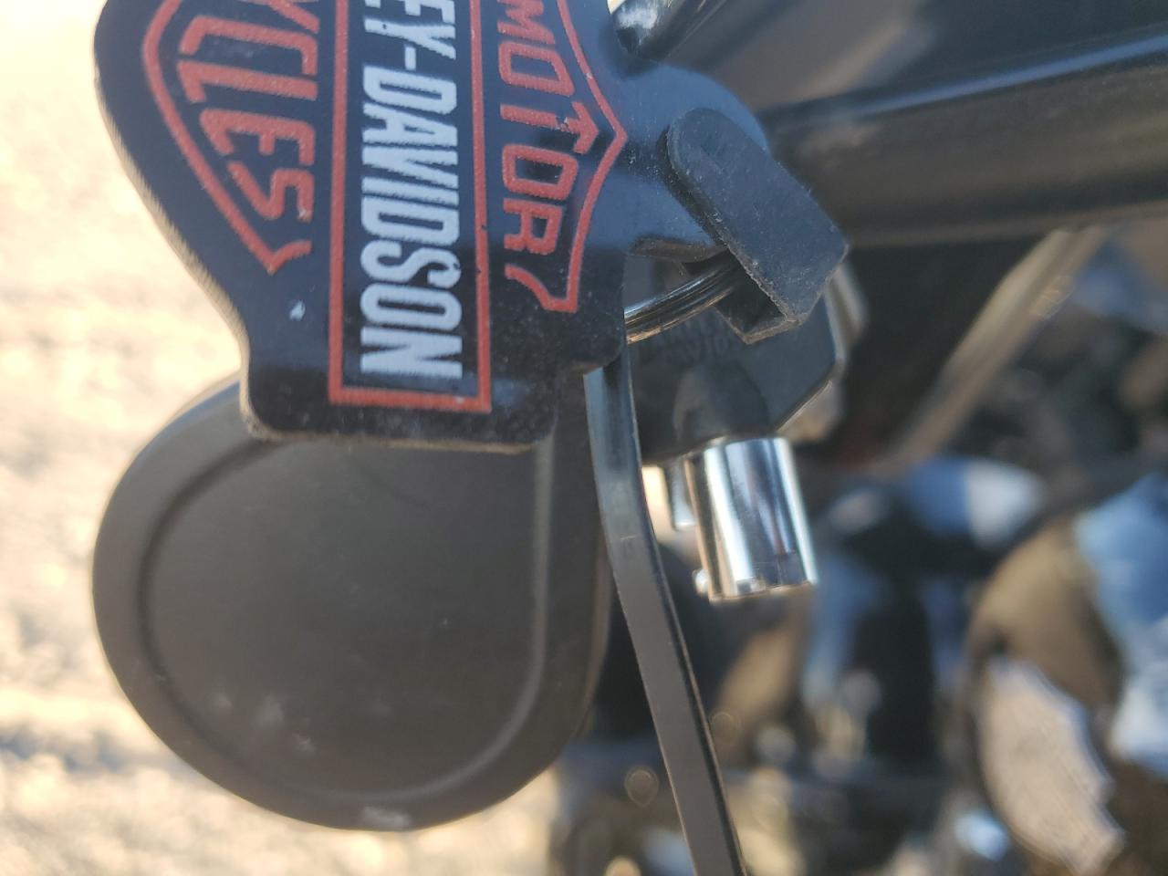 Harley-Davidson Fl Image 6