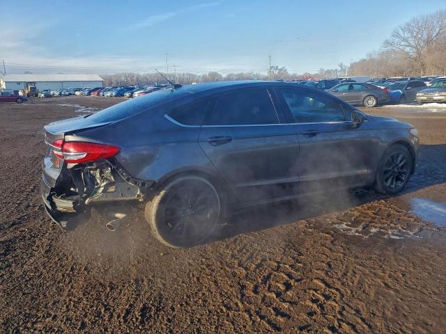 Ford Fusion Se Image 2