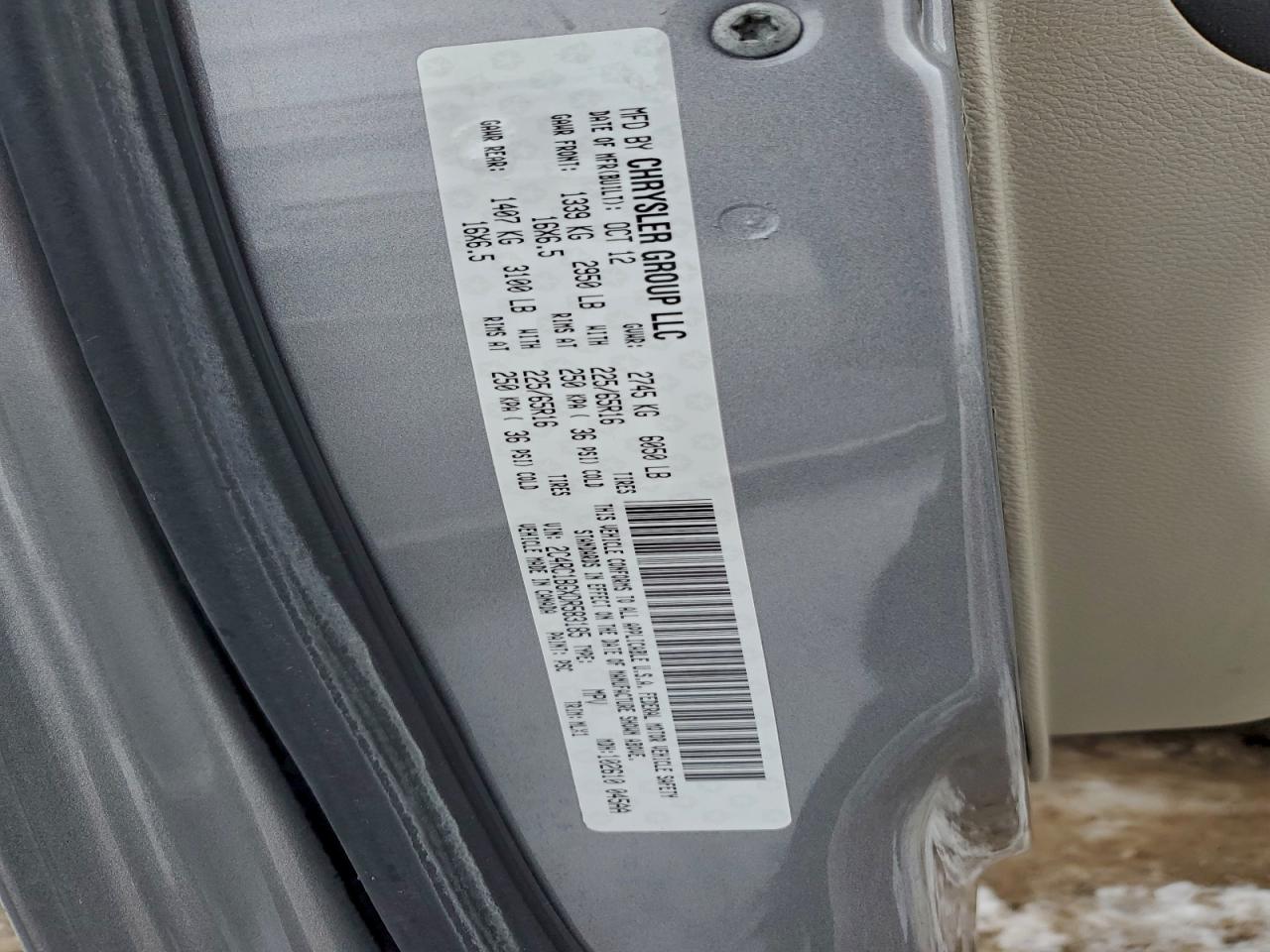 Chrysler Minivan Touring Image 13