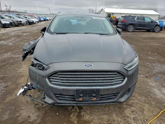 Ford Fusion Se Image 8