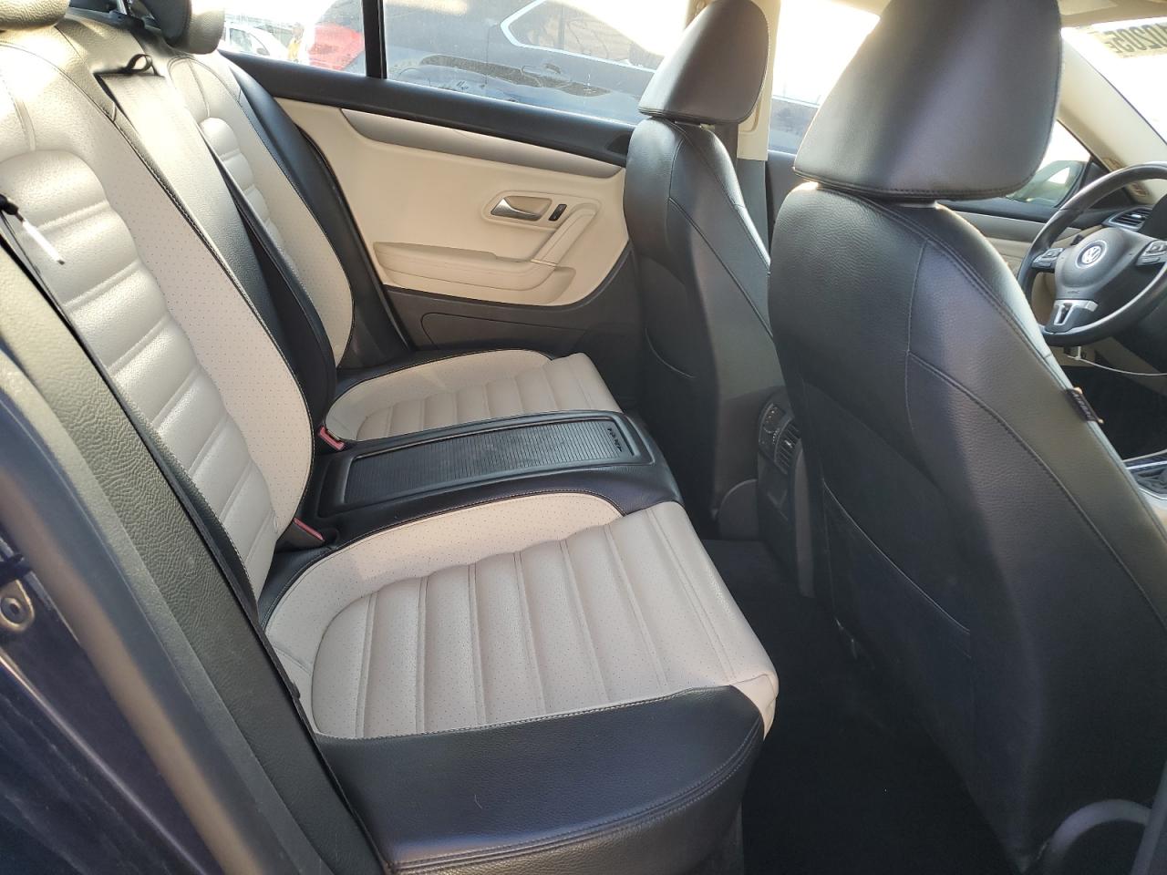 Volkswagen CC Sport Image 8