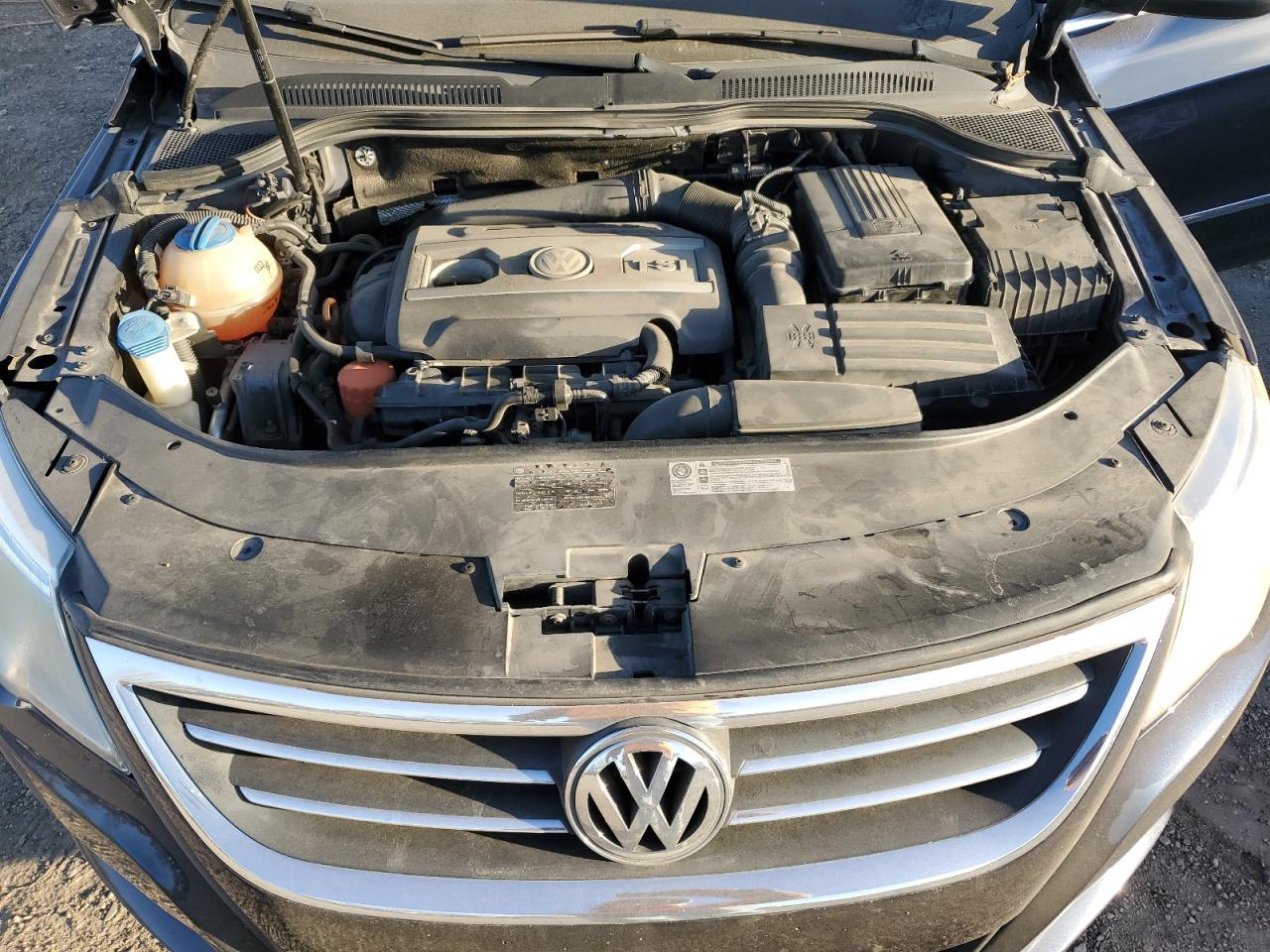 Volkswagen CC Sport Image 2