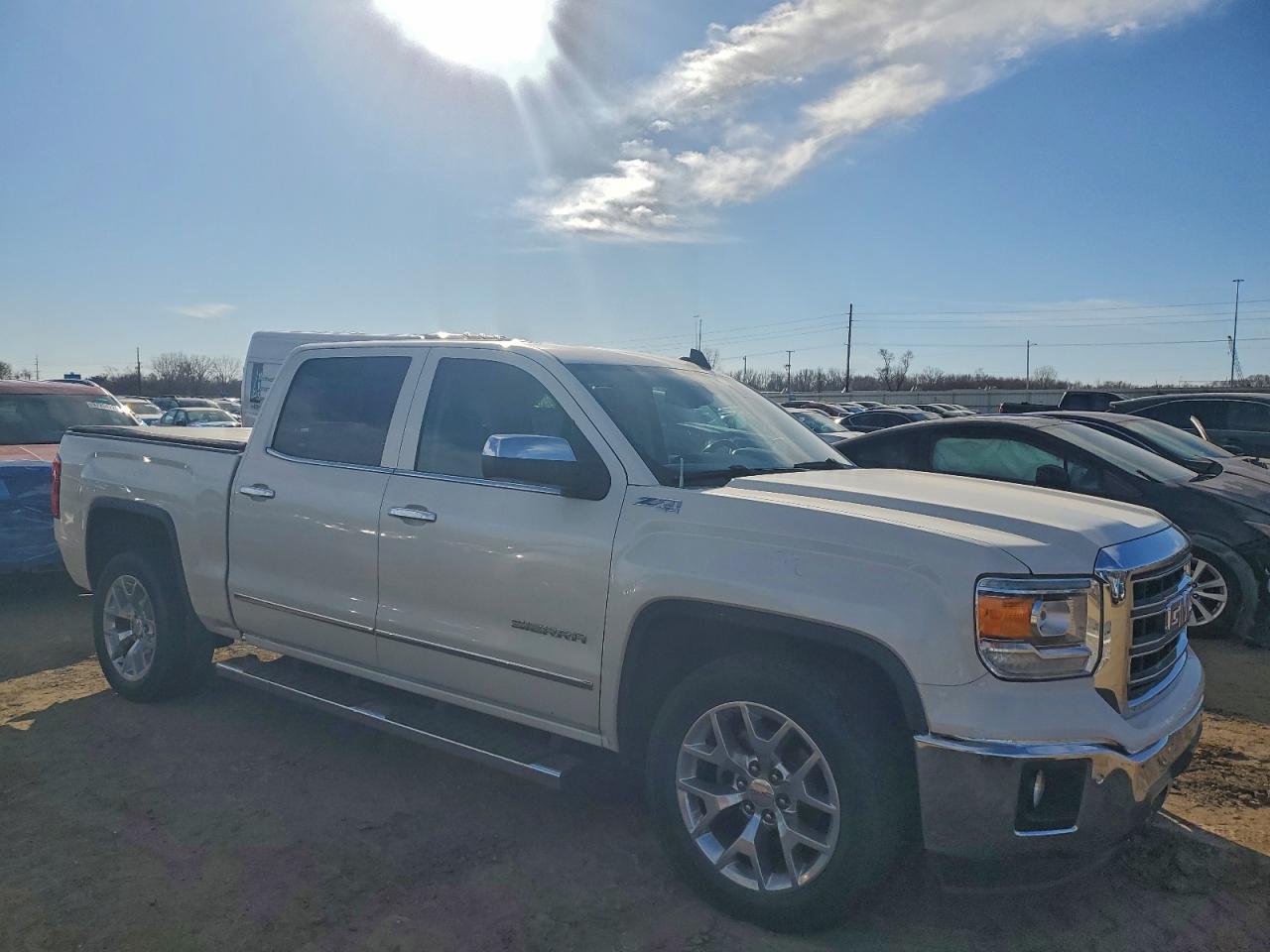 GMC Sierra K1500 Slt Image 3