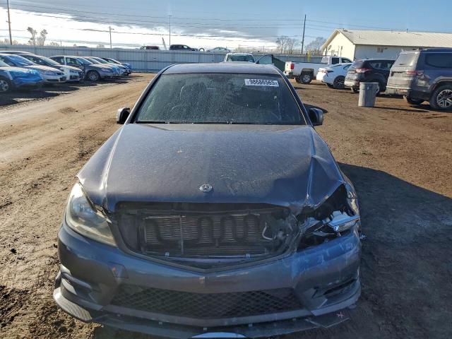 Mercedes-Benz C-Class 300 4matic Image 6