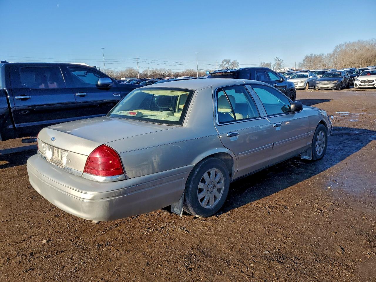 Ford Crown Vic Lx Image 2